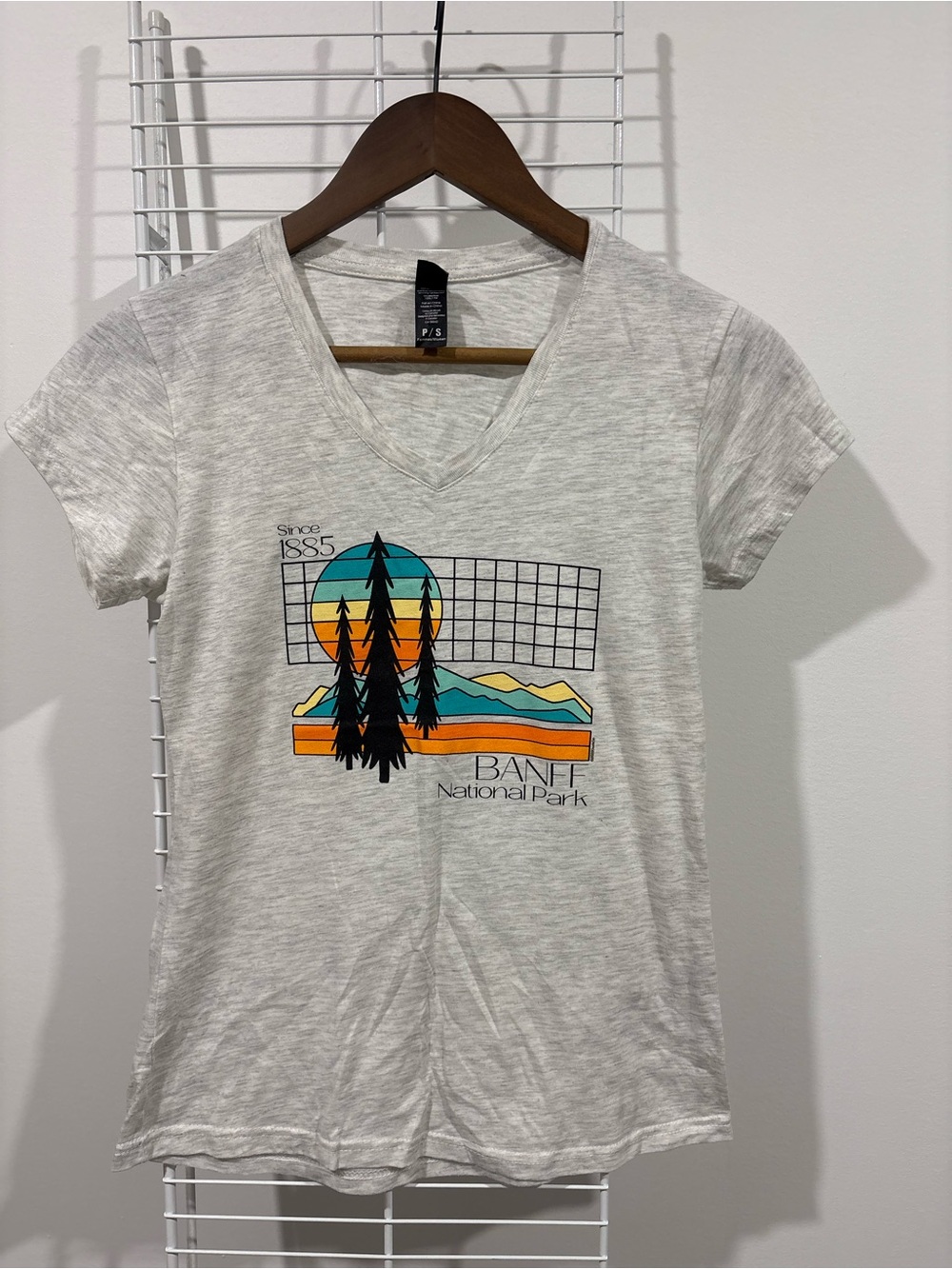Banff National Park V-Neck Tee - Light Heather Gray